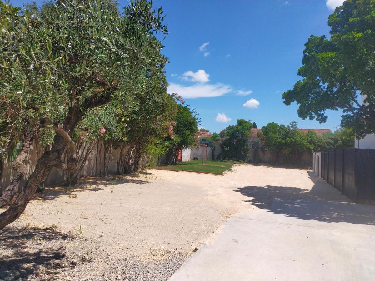 Villa Caremeau 2 Nimes Exterior photo